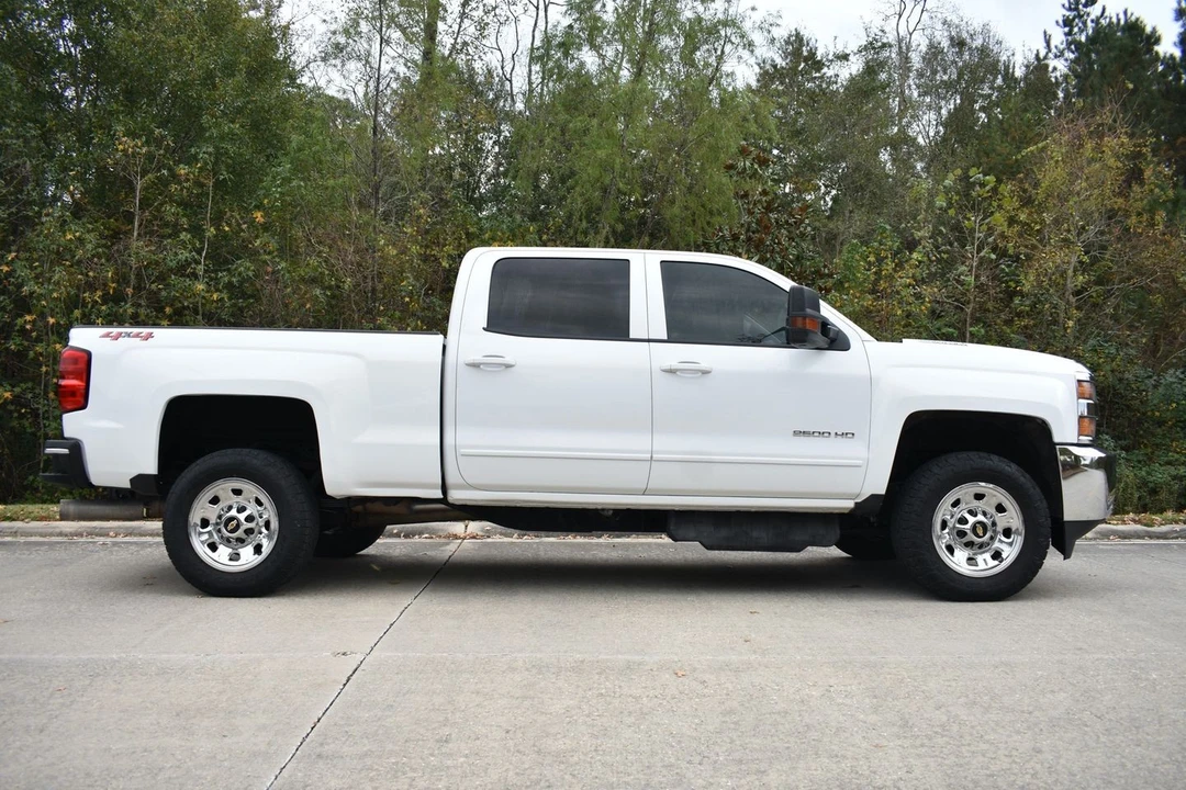 2019 Chevrolet Silverado Heavy Duty 3rd Gen - Image 3 of 21