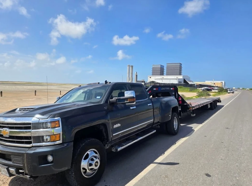 2019 Chevrolet Silverado Heavy Duty 3rd Gen - Image 2 of 23