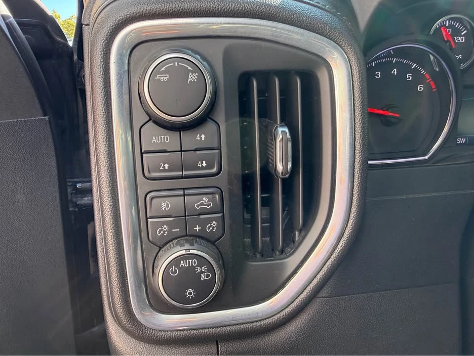 2019 Chevrolet Silverado 3rd Gen - Image 7 of 15