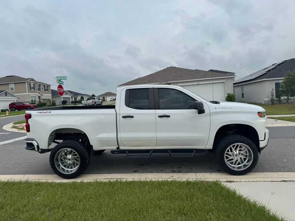 2019 Chevrolet Silverado 1st Gen - Image 5 of 17