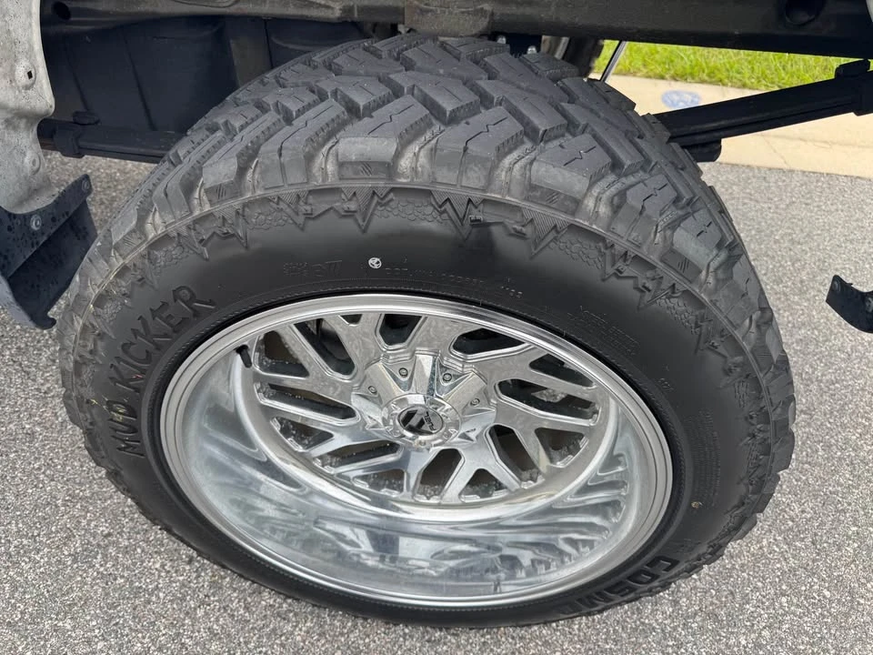 2019 Chevrolet Silverado 1st Gen - Image 15 of 17