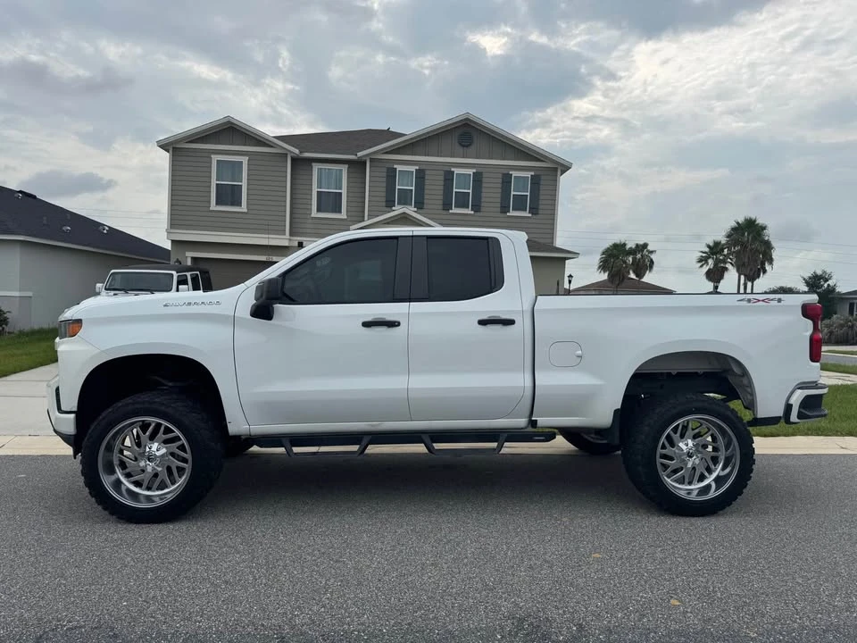 2019 Chevrolet Silverado 1st Gen - Image 4 of 17