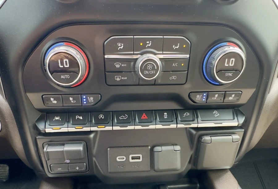 2019 Chevrolet Silverado 4th Gen - Image 17 of 24