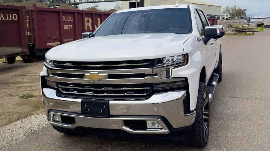 2019 Chevrolet Silverado 4th Gen - Image 4 of 24