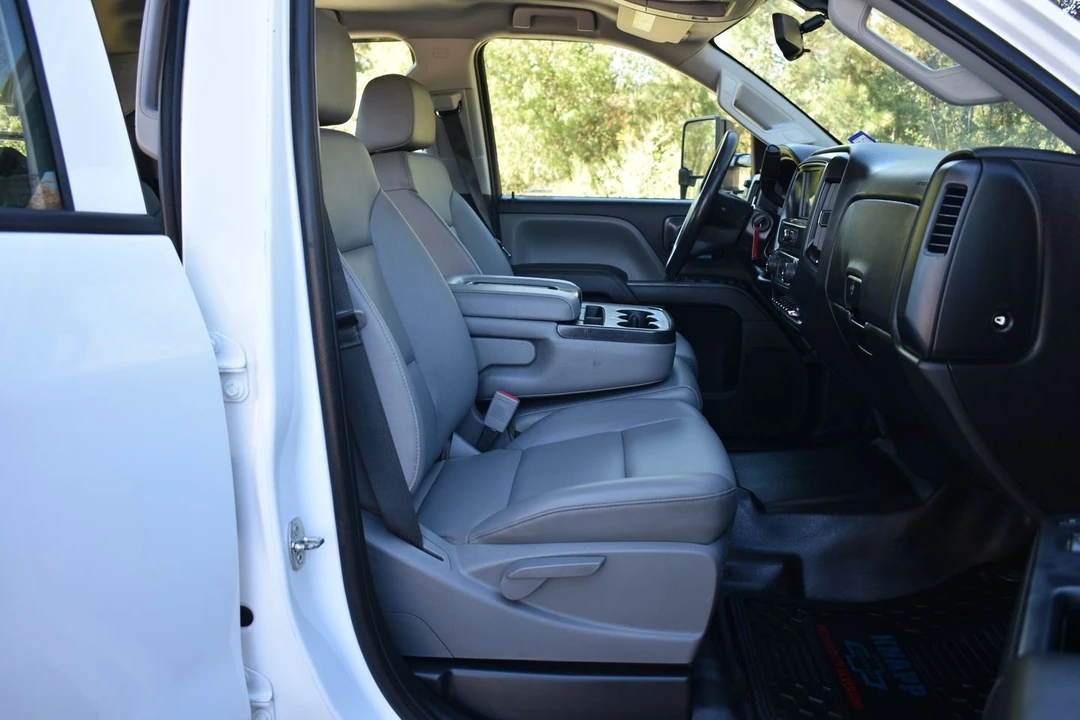 2019 Chevrolet Silverado 4th Gen - Image 18 of 21