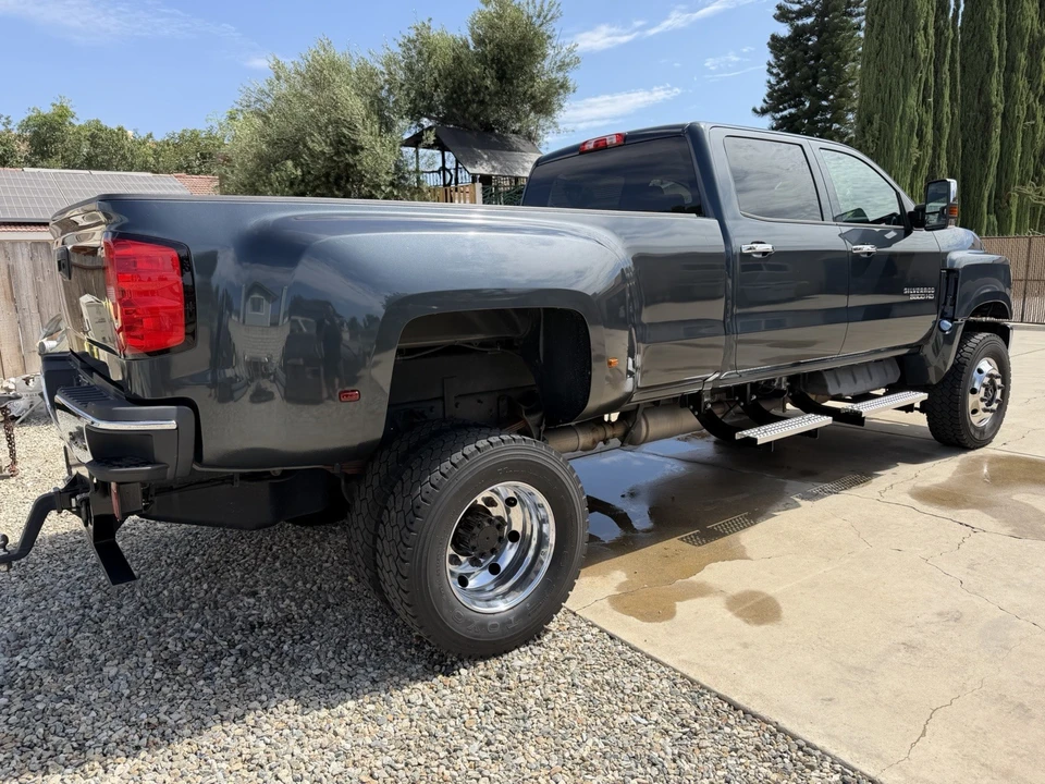 2019 Chevrolet Silverado Heavy Duty 3rd Gen - Image 4 of 18