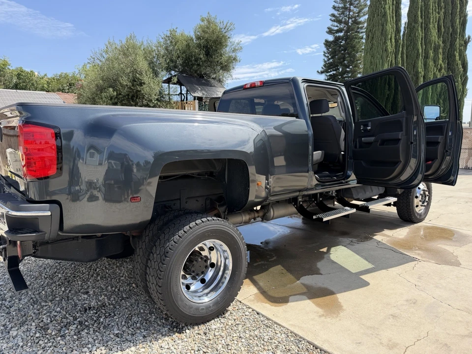 2019 Chevrolet Silverado Heavy Duty 3rd Gen - Image 9 of 18