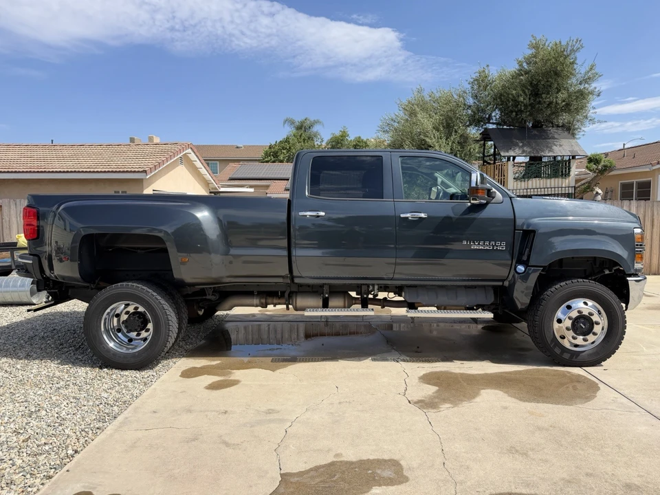 2019 Chevrolet Silverado Heavy Duty 3rd Gen - Image 5 of 18