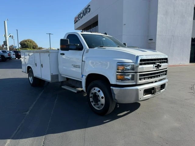 2019 Chevrolet Silverado - Image 3 of 31