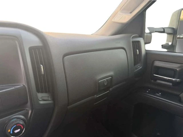 2019 Chevrolet Silverado - Image 23 of 31