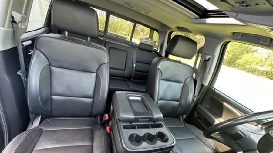 2019 Chevrolet Silverado - Image 4 of 22
