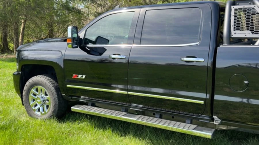 2019 Chevrolet Silverado - Image 17 of 22