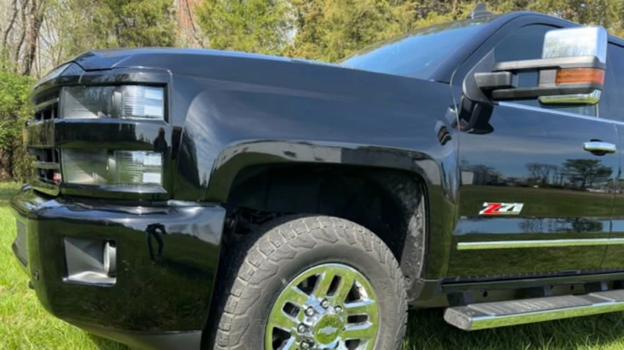 2019 Chevrolet Silverado - Image 20 of 22