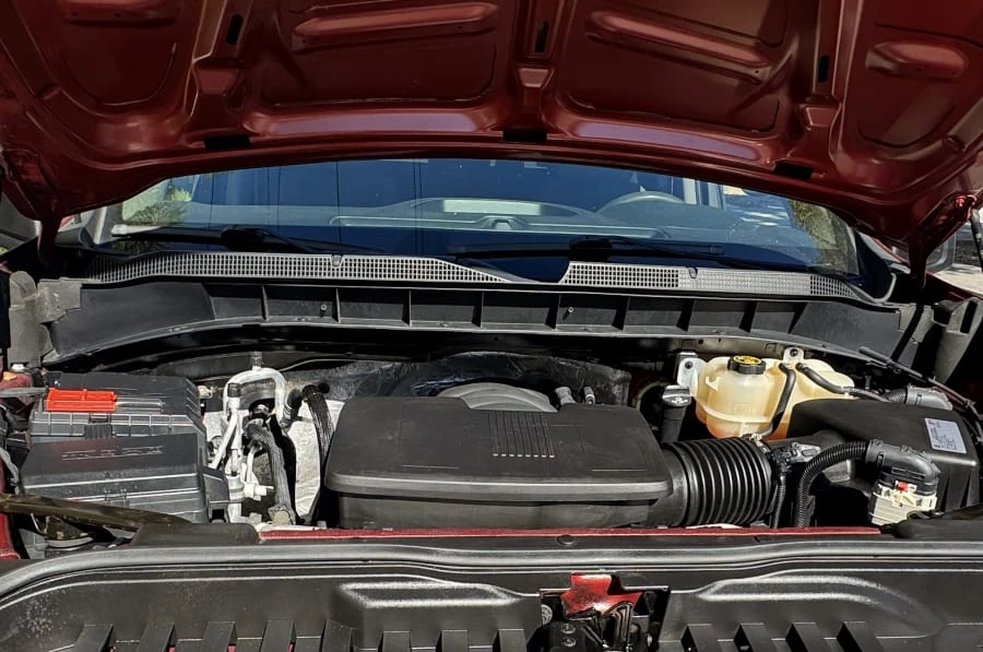 2019 Chevrolet Silverado - Image 10 of 10