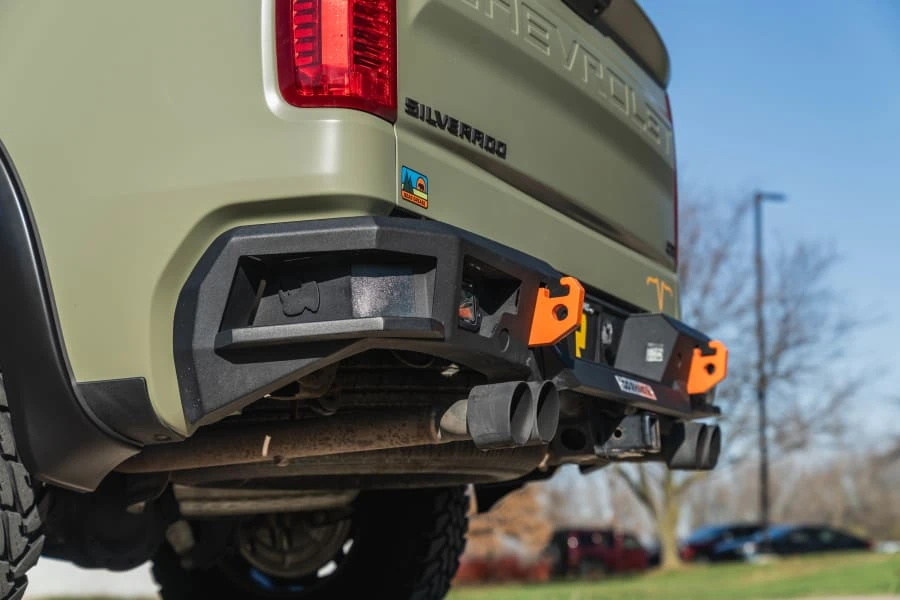 2019 Chevrolet Silverado - Image 24 of 31