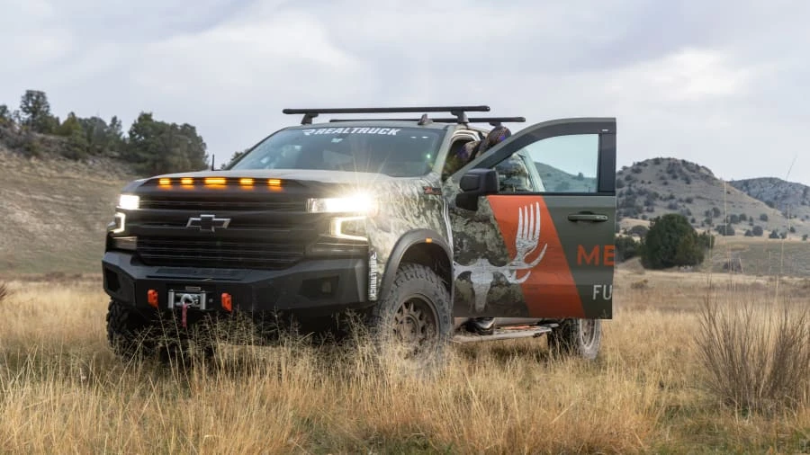 2019 Chevrolet Silverado - Image 5 of 31