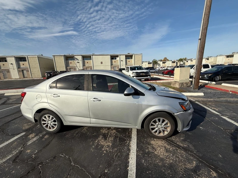 2019 Chevrolet Aveo/Sonic - Image 2 of 8