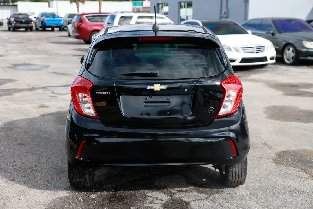 2019 Chevrolet Spark - Image 9 of 12