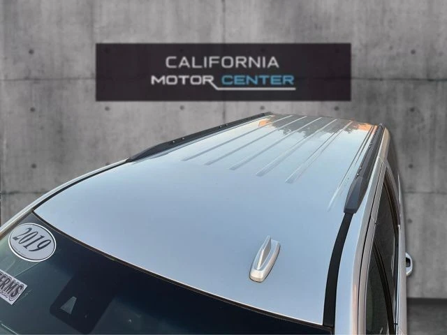 2019 Chevrolet Suburban 12th Gen - Image 12 of 21
