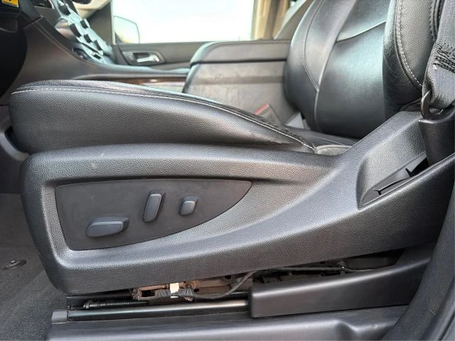 2019 Chevrolet Suburban 12th Gen - Image 19 of 21