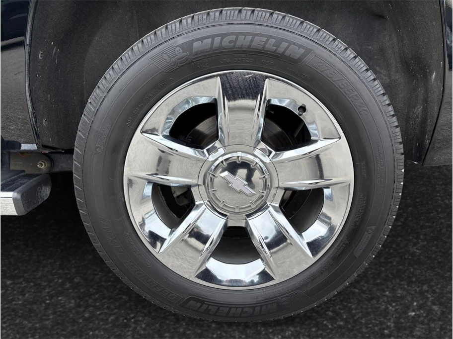 2019 Chevrolet Tahoe 4th Gen - Image 15 of 21