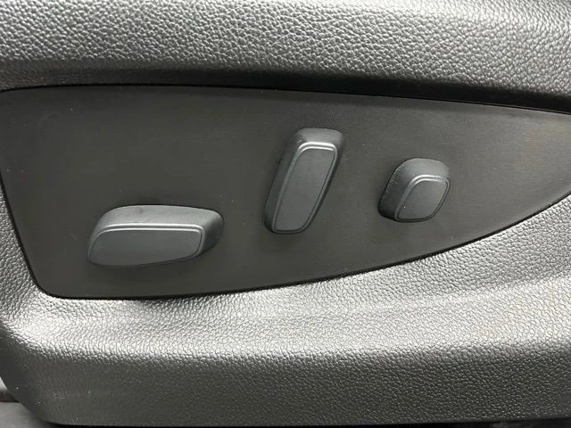 2019 Chevrolet Tahoe 5th Gen - Image 10 of 12