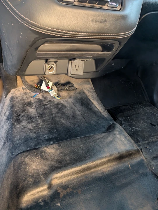 2019 Chevrolet Tahoe 4th Gen - Image 18 of 19