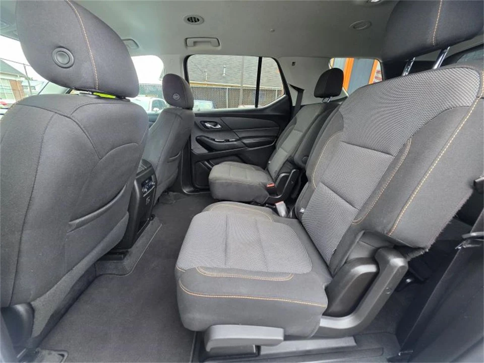 2019 Chevrolet Traverse - Image 10 of 21