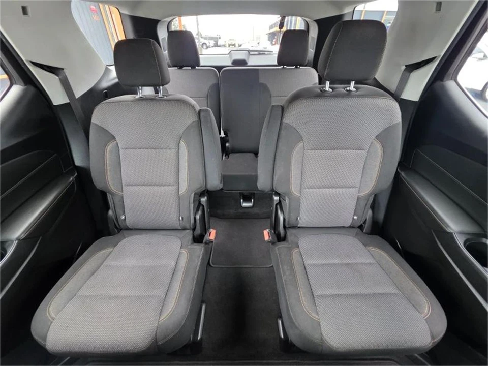 2019 Chevrolet Traverse - Image 13 of 21