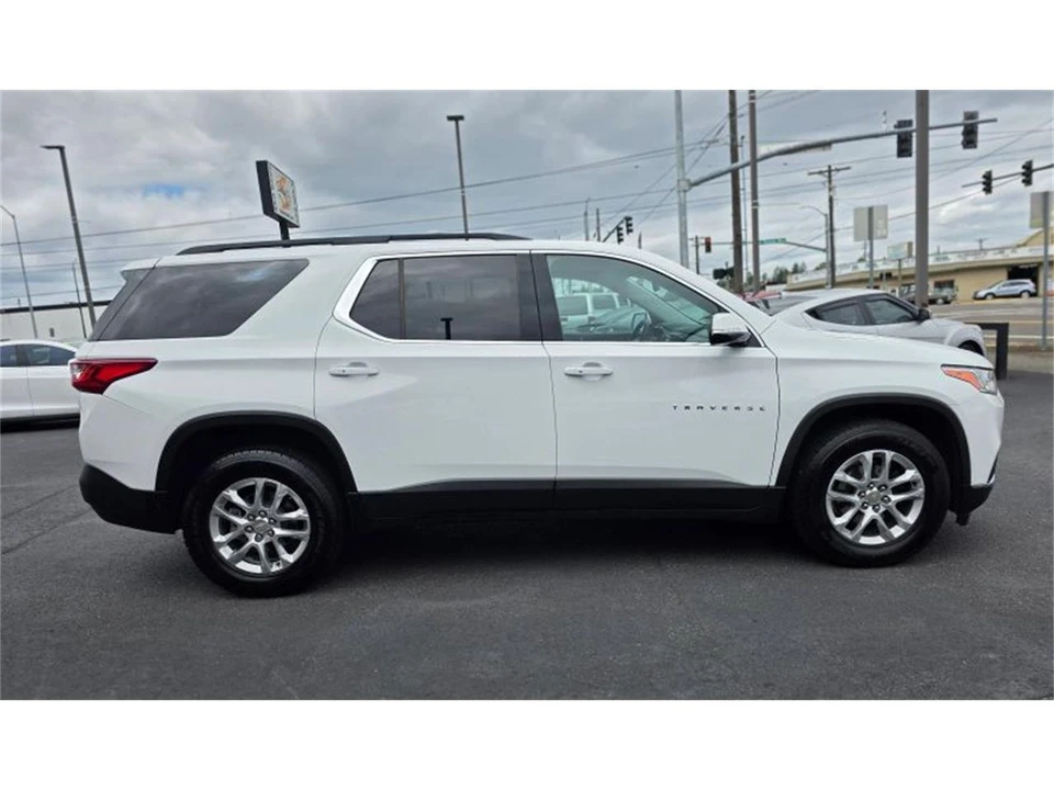 2019 Chevrolet Traverse - Image 6 of 21