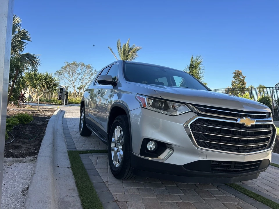 2019 Chevrolet Traverse - Image 7 of 21