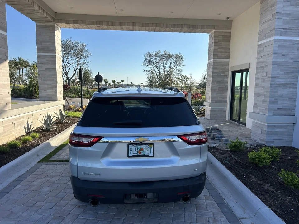 2019 Chevrolet Traverse - Image 11 of 21