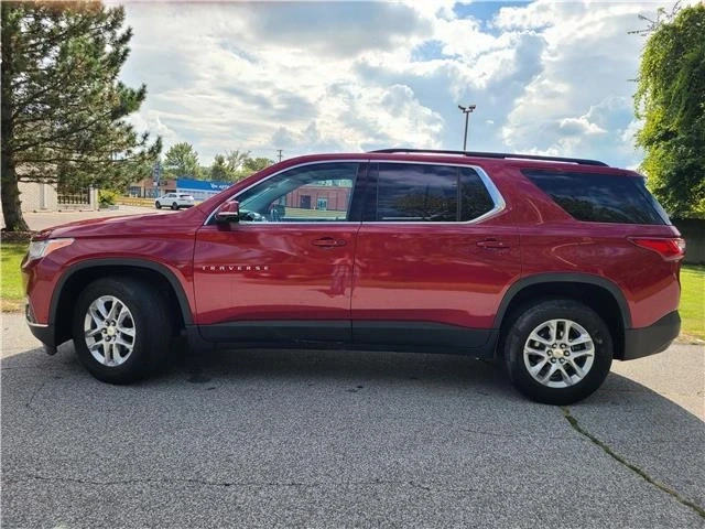 2019 Chevrolet Traverse - Image 2 of 12