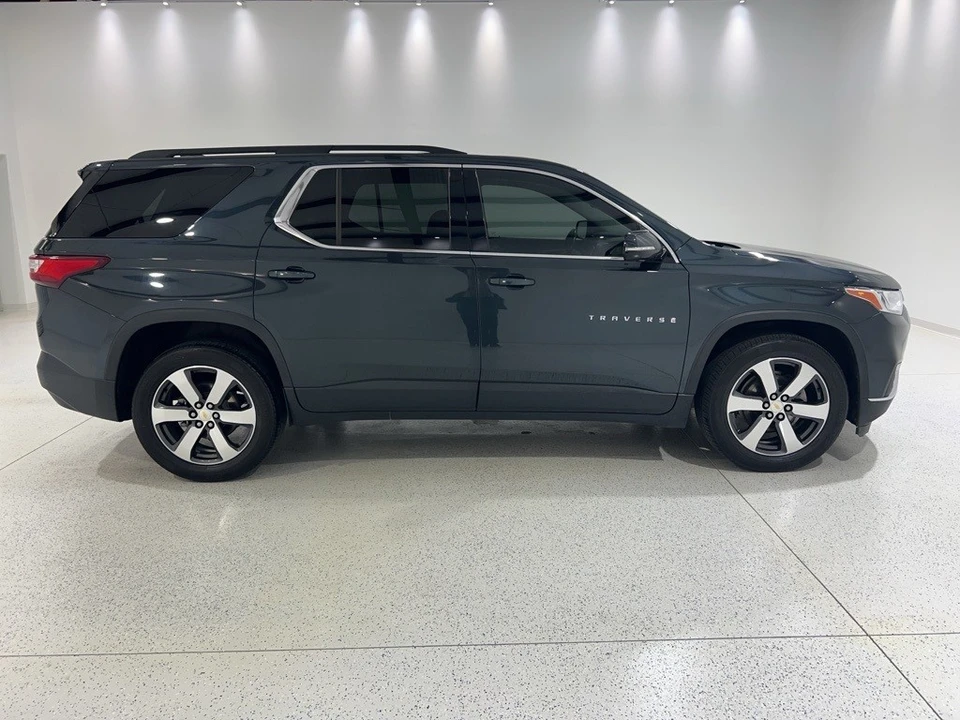 2019 Chevrolet Traverse - Image 5 of 12