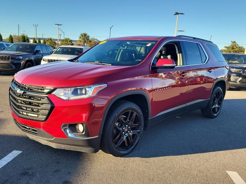 2019 Chevrolet Traverse - Image 2 of 12