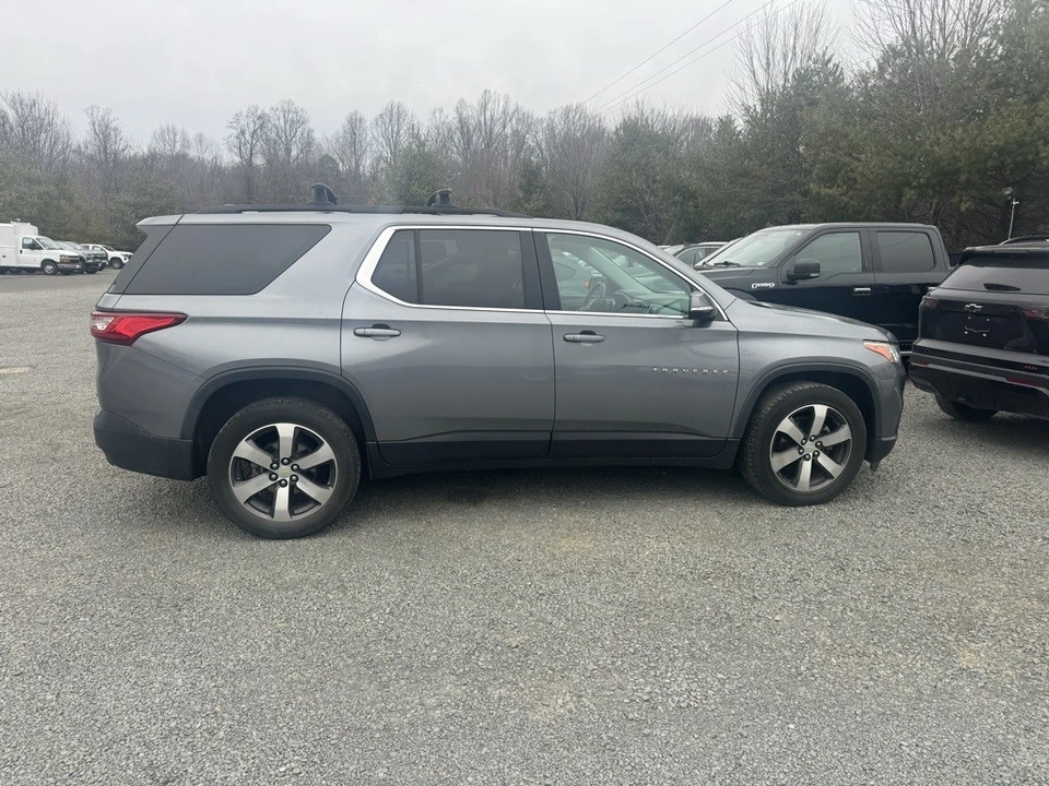 2019 Chevrolet Traverse - Image 8 of 12