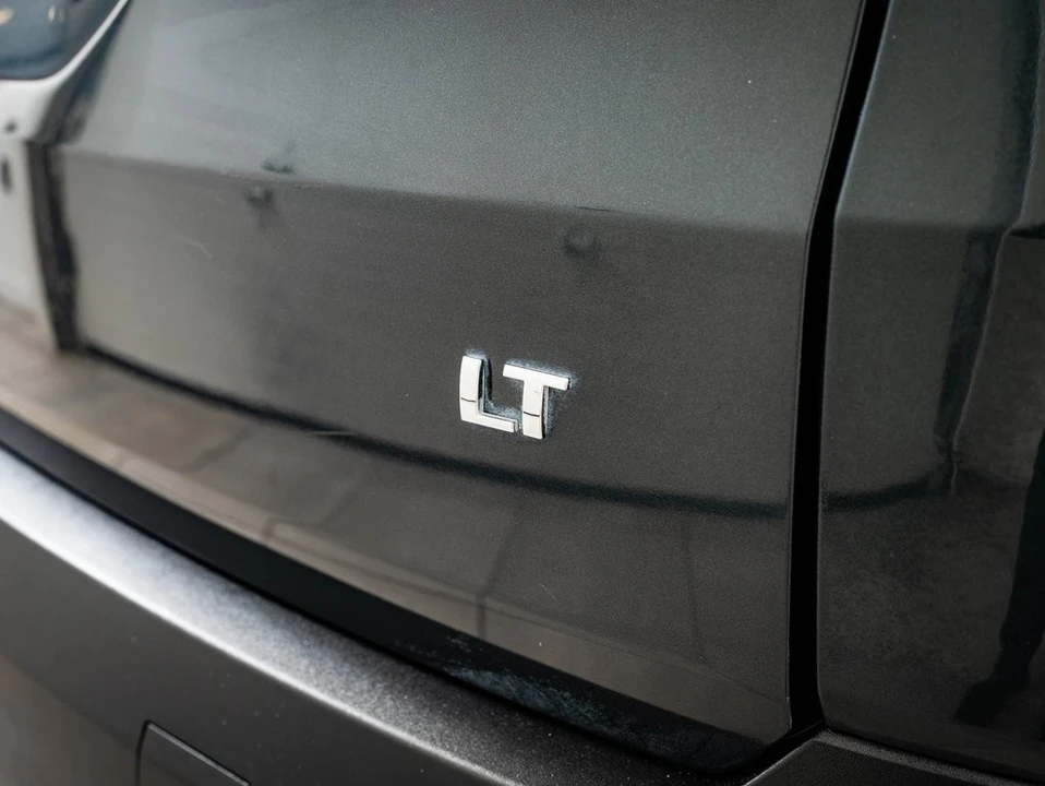2019 Chevrolet Traverse - Image 18 of 21