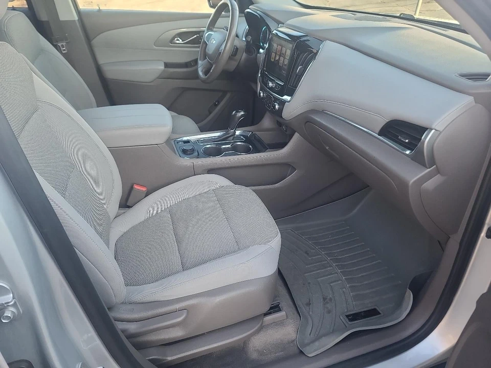 2019 Chevrolet Traverse - Image 18 of 21