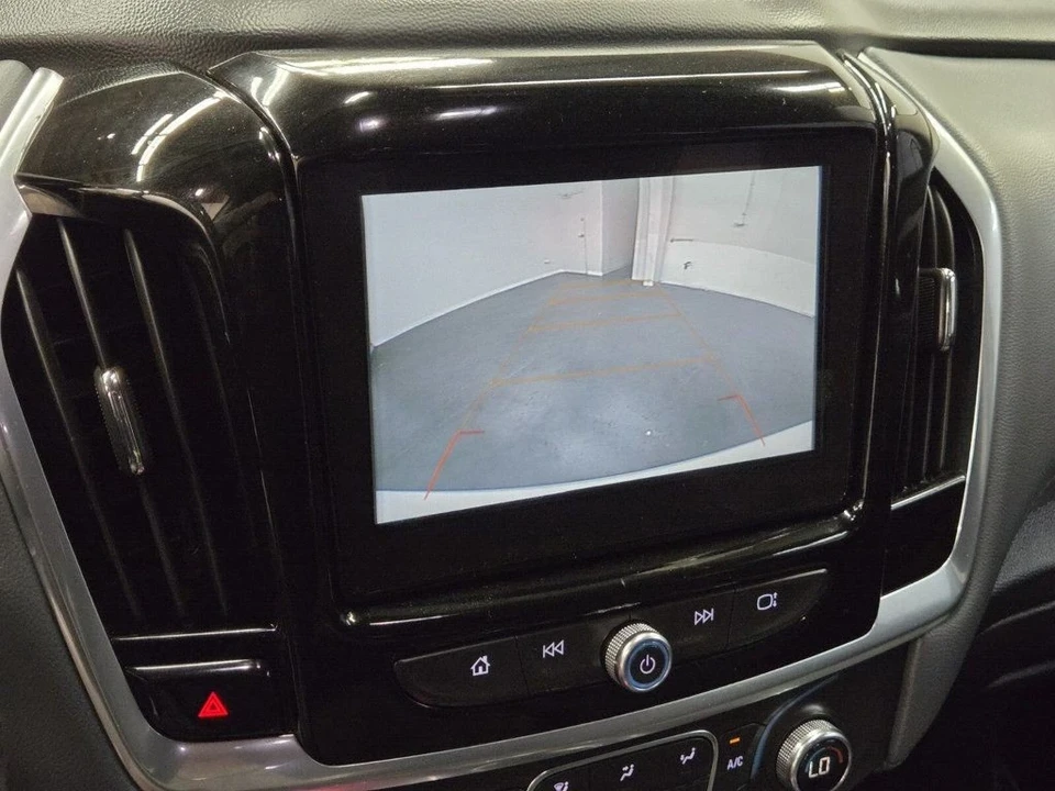 2019 Chevrolet Traverse - Image 19 of 21