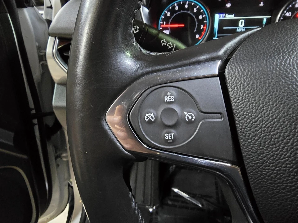 2019 Chevrolet Traverse - Image 15 of 21