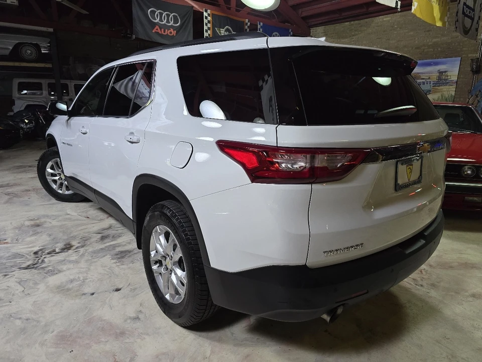 2019 Chevrolet Traverse - Image 6 of 21
