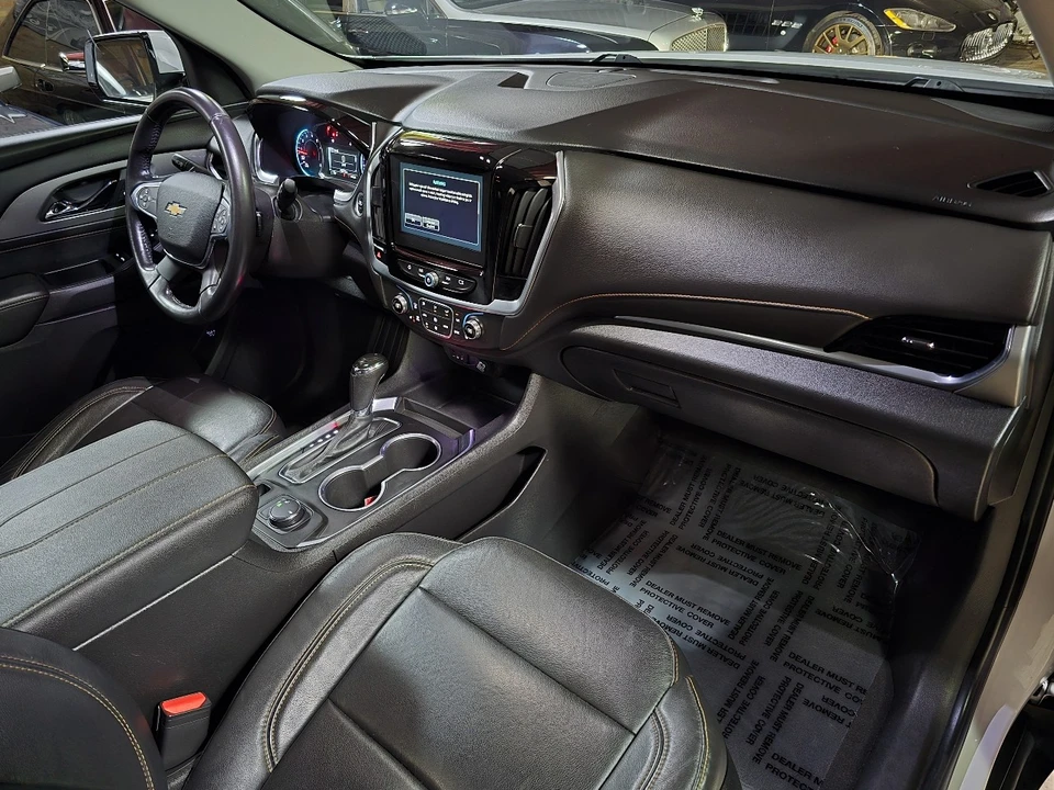 2019 Chevrolet Traverse - Image 11 of 21