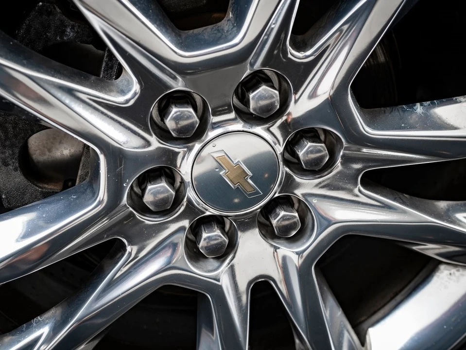2019 Chevrolet Traverse - Image 8 of 21