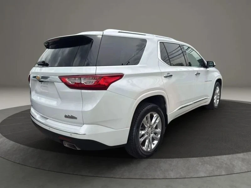 2019 Chevrolet Traverse - Image 5 of 12