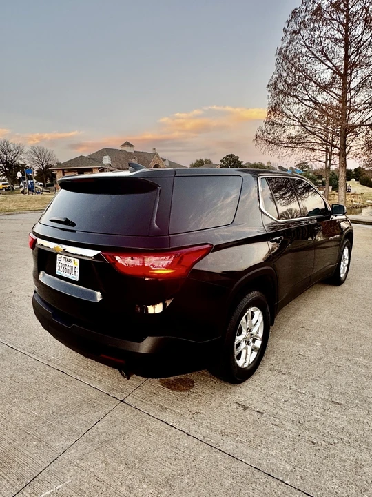2019 Chevrolet Traverse - Image 8 of 21