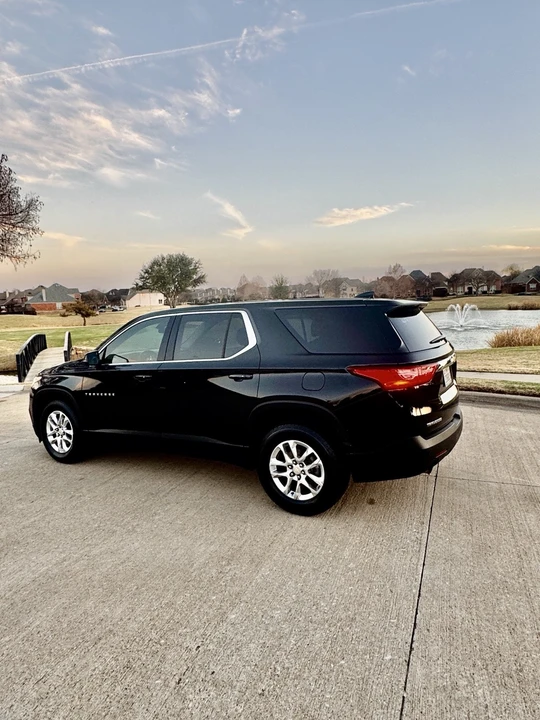 2019 Chevrolet Traverse - Image 4 of 21