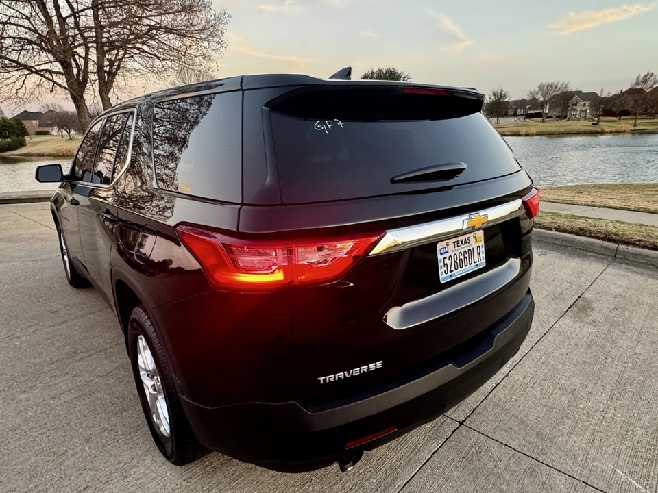 2019 Chevrolet Traverse - Image 17 of 21