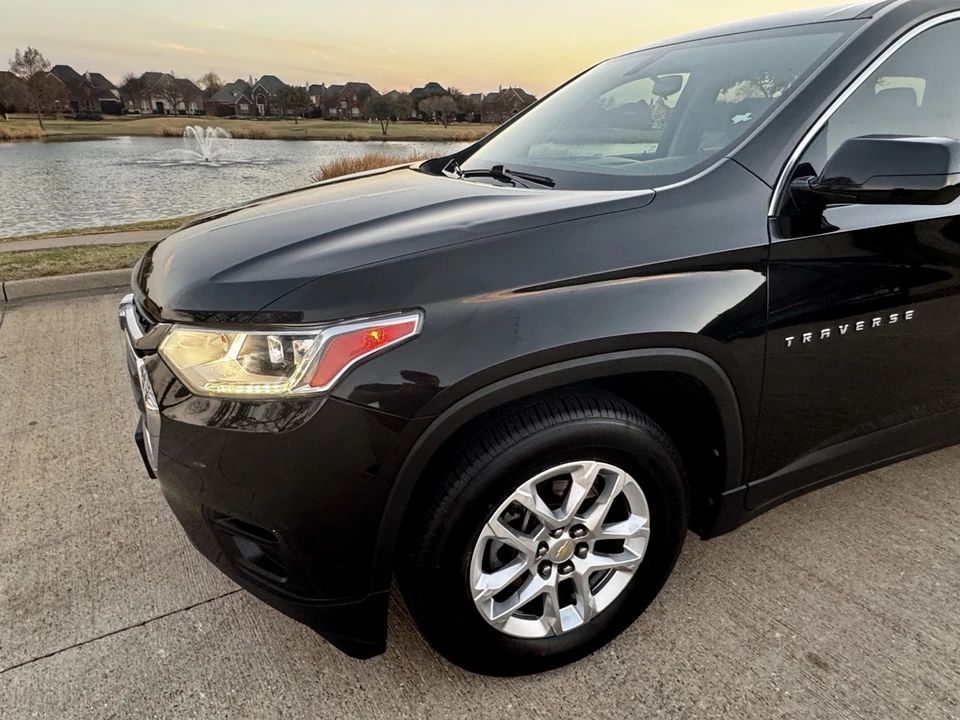 2019 Chevrolet Traverse - Image 13 of 21