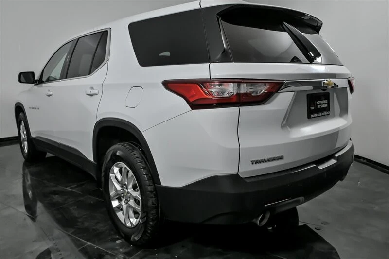 2019 Chevrolet Traverse - Image 8 of 21