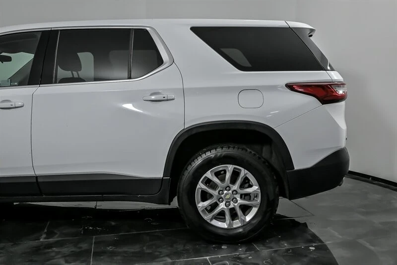2019 Chevrolet Traverse - Image 7 of 21